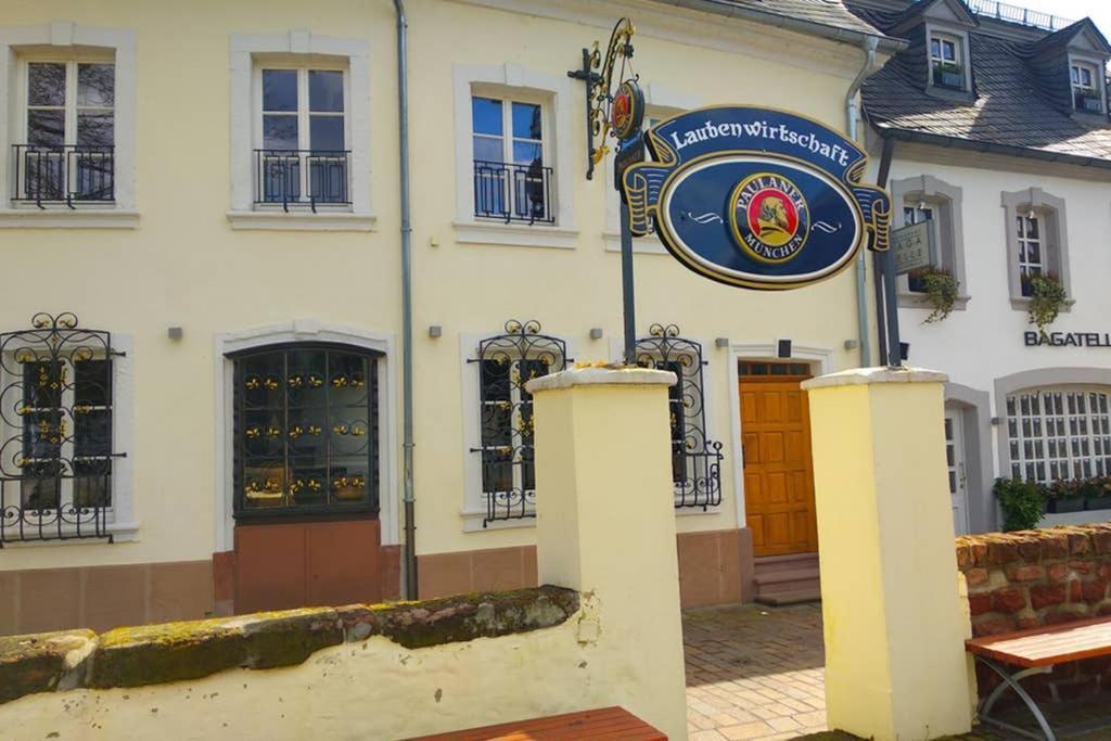 Pearl Studio Apart - King Bed - Netflix - Projector - Fast Wi-Fi Trier Eksteriør bilde